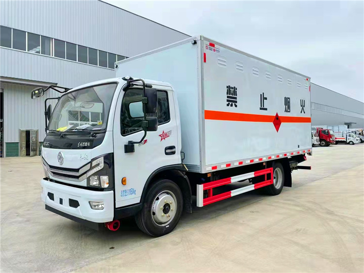 �|�L���������\ݔ܇��8����