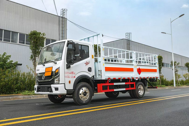 �|�L(f��ng)�ڰ�Σ�U(xi��n)Ʒ܇���{(l��n)�ƣ�